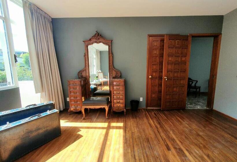 اتاق استاندارد با تخت بزرگ, Lindas Suites Eugenio Sue