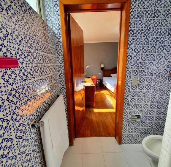 اتاق استاندارد با تخت بزرگ, Lindas Suites Eugenio Sue