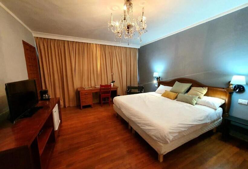 اتاق استاندارد با تخت بزرگ, Lindas Suites Eugenio Sue