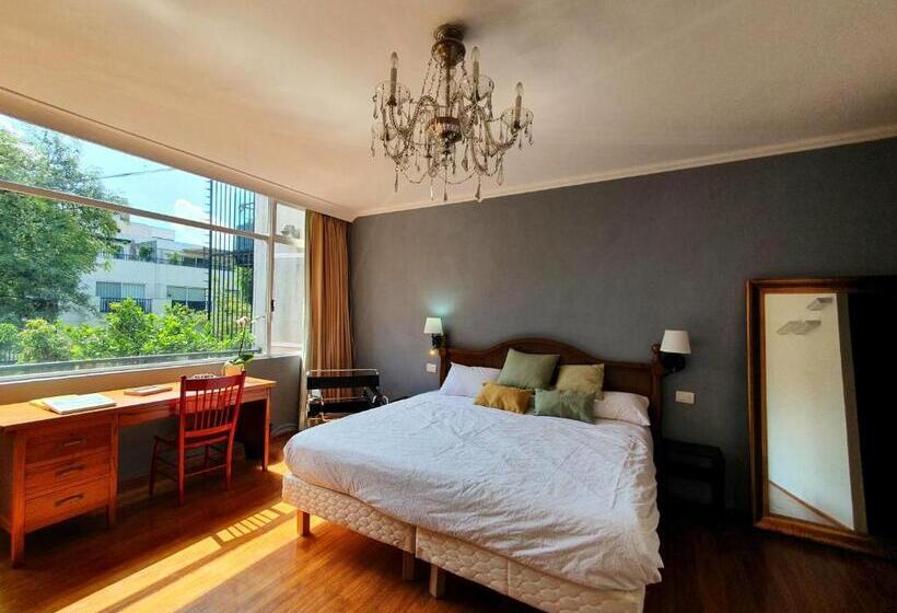 اتاق استاندارد با تخت بزرگ, Lindas Suites Eugenio Sue