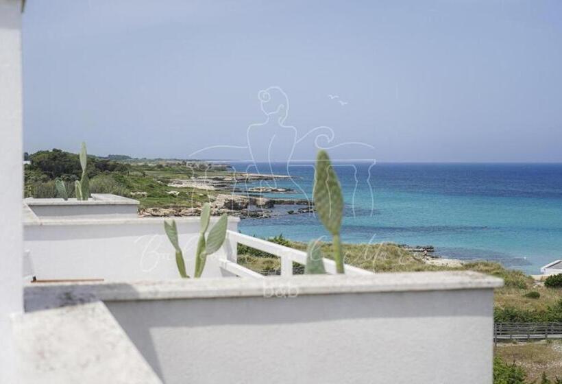 Standart Oda, Room In B&b B&b Balconi Sul Mare Deluxe Room With Hydromassage La Spiaggetta