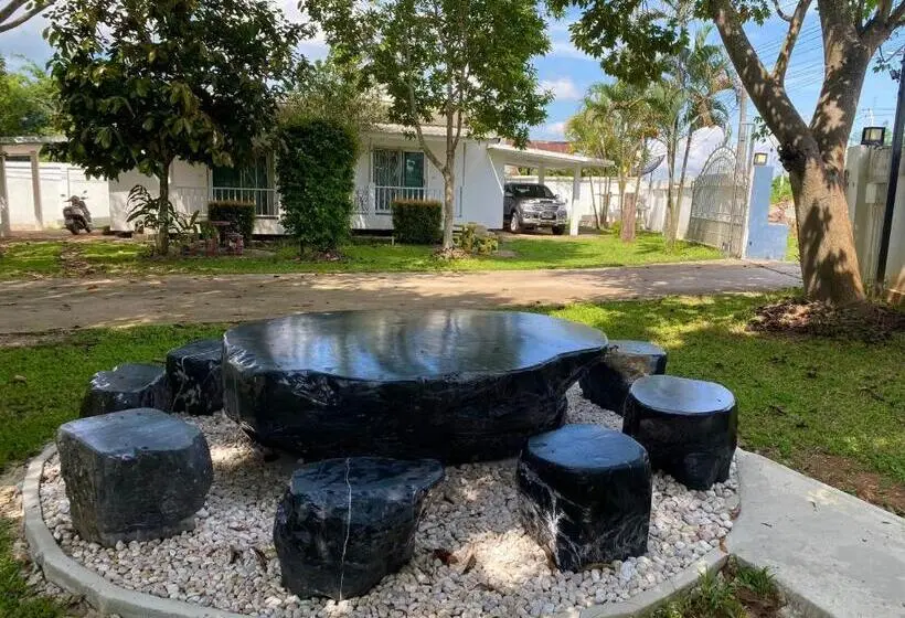 Economy-huone, Treeside Guest House Resort