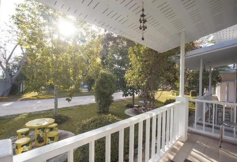 Economy-huone, Treeside Guest House Resort