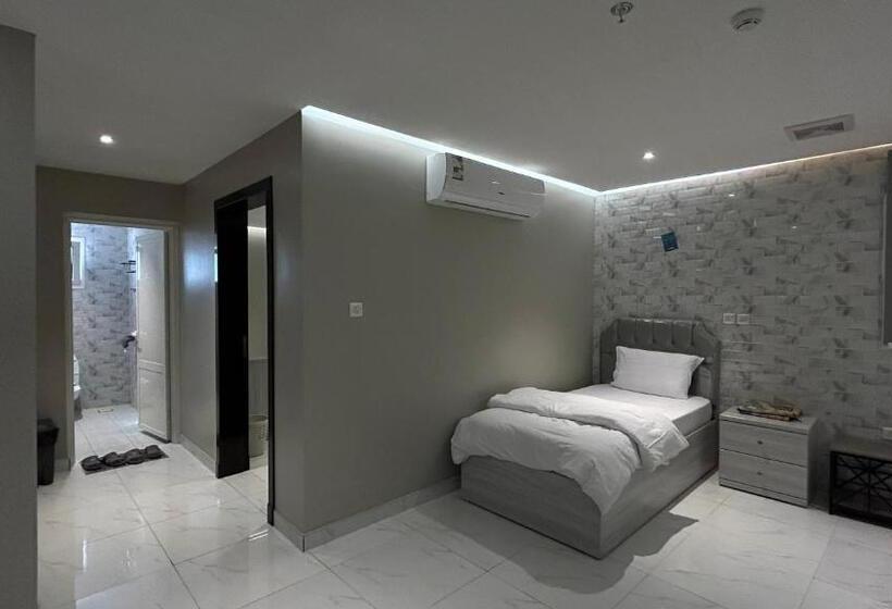 침실 3개 아파트, لاقونا للشقق المخدومة