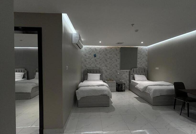 침실 3개 아파트, لاقونا للشقق المخدومة