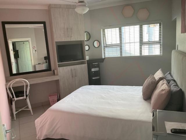 标准间, Eagle Wings Accomodation