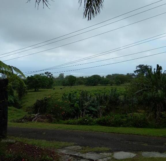 اتاق استاندارد با بالکن, Oceanview Mountain Lodge