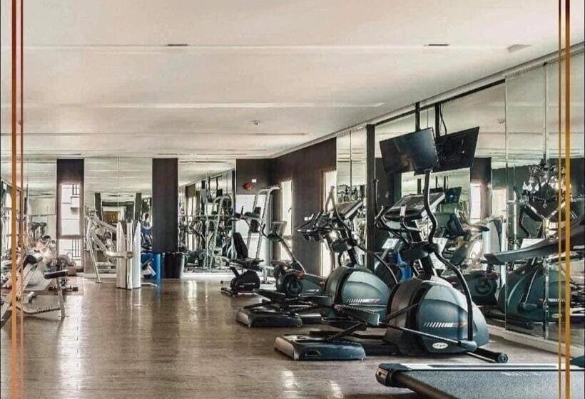 سوئیت با بالکن, Espana Condo Jomtien By Aey