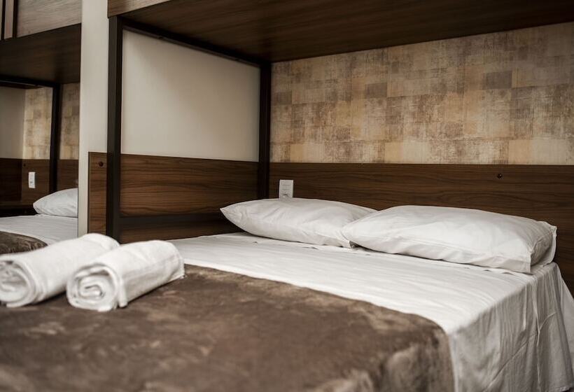 اتاق استاندارد سه نفره, Uny Hotéis Brás