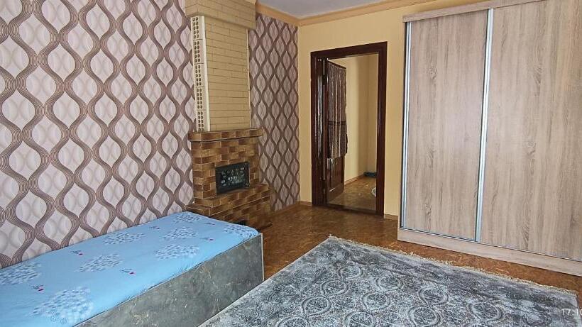 اتاق استاندارد, Injir Hostel