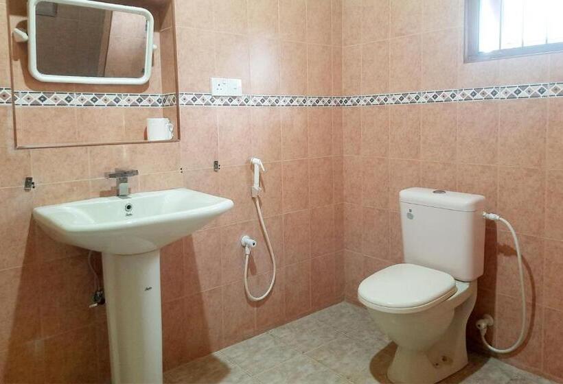 Номер Стандарт, Leyon Tourist Inn