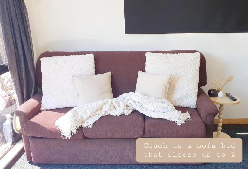 ファミリーステューディオ, Rotoruas Tiny Gem Bnb With Spa