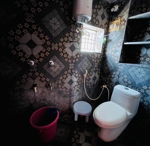 חדר משפחתי, Sampige Heritage