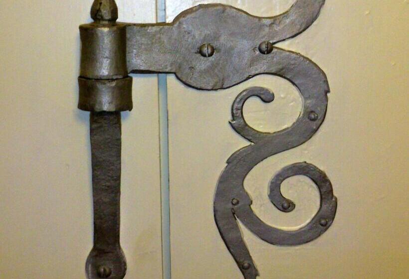 Апартаменты 2 Спальни, Boutique Hotel Little Venezia