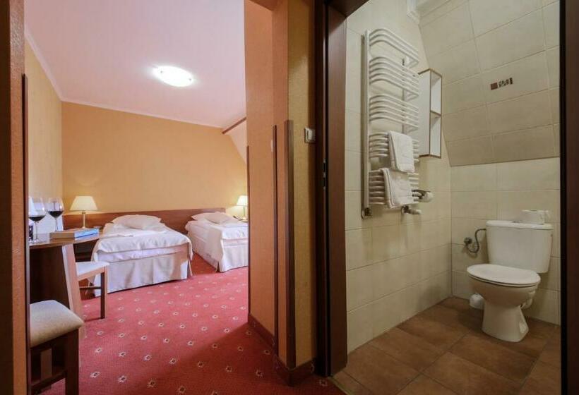 スタンダードルーム, Dwór Bogucin Hotel&restauracja