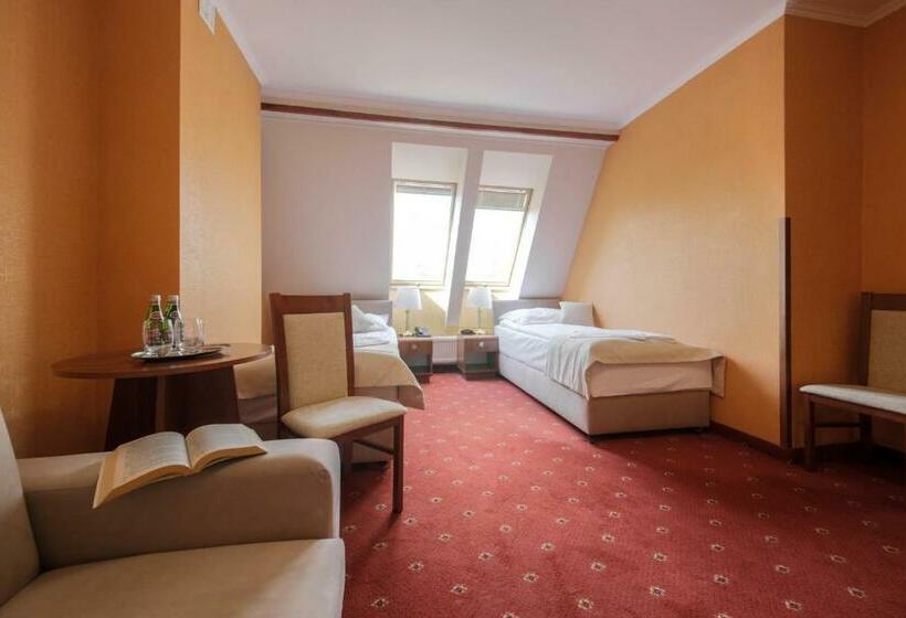 ファミリールーム, Dwór Bogucin Hotel&restauracja