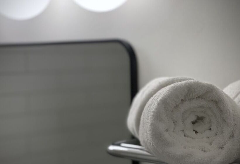 스위트, Arizona Sunset Inn