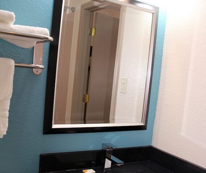 Номер Стандарт 2 Двуспальные Кровати, Blue Ridge Inn