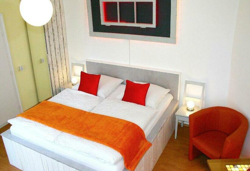 Номер Комфорт, Boutique Hotel Little Venezia