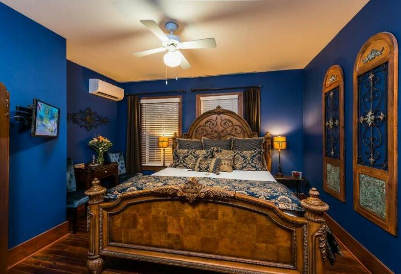 带大床的标准间, Carriage Way Inn Bed & Breakfast Adults Only   21 Years Old And Up