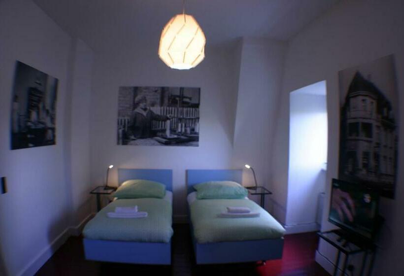 غرفة كلاسيكية, Central Pension