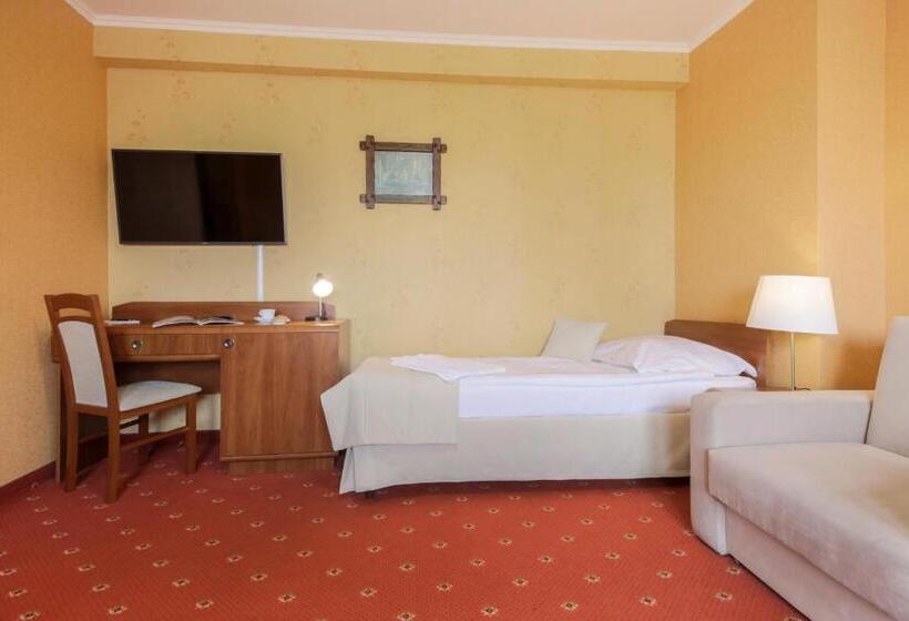 ファミリールーム, Dwór Bogucin Hotel&restauracja