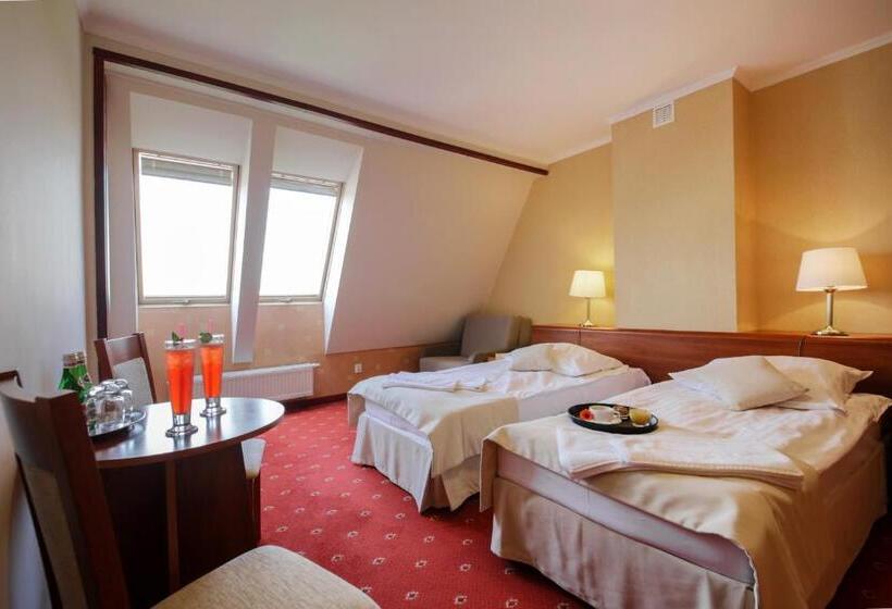 ファミリールーム, Dwór Bogucin Hotel&restauracja