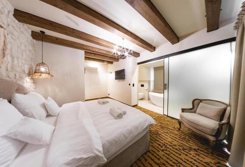 １ベッドルームのスーペリアアパートメント, Dwór Bogucin Hotel&restauracja