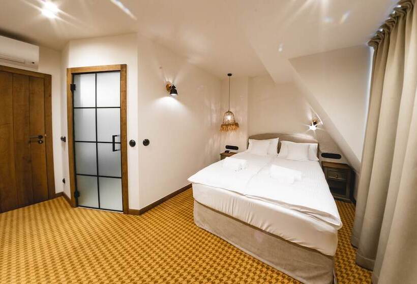 デラックスルーム, Dwór Bogucin Hotel&restauracja