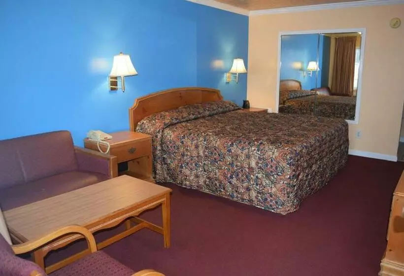 キングサイズベッドのスタンダードルーム, Fort Eustis Inn