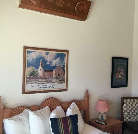 标准间, Guadalupe Inn