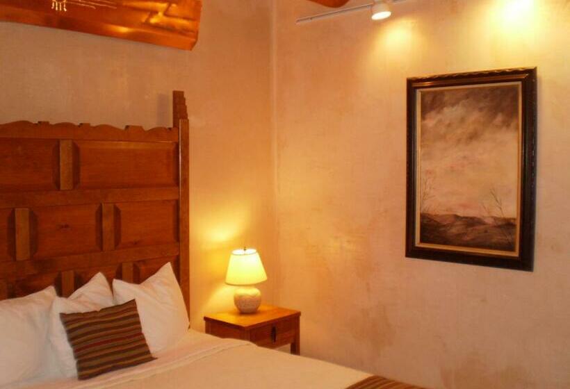 标准间, Guadalupe Inn