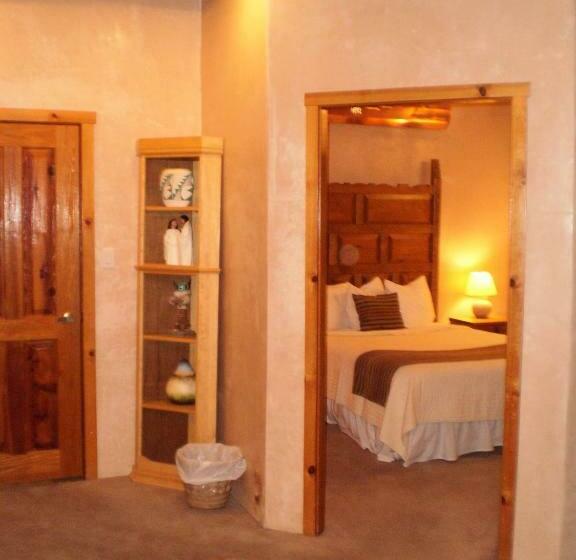 标准间, Guadalupe Inn