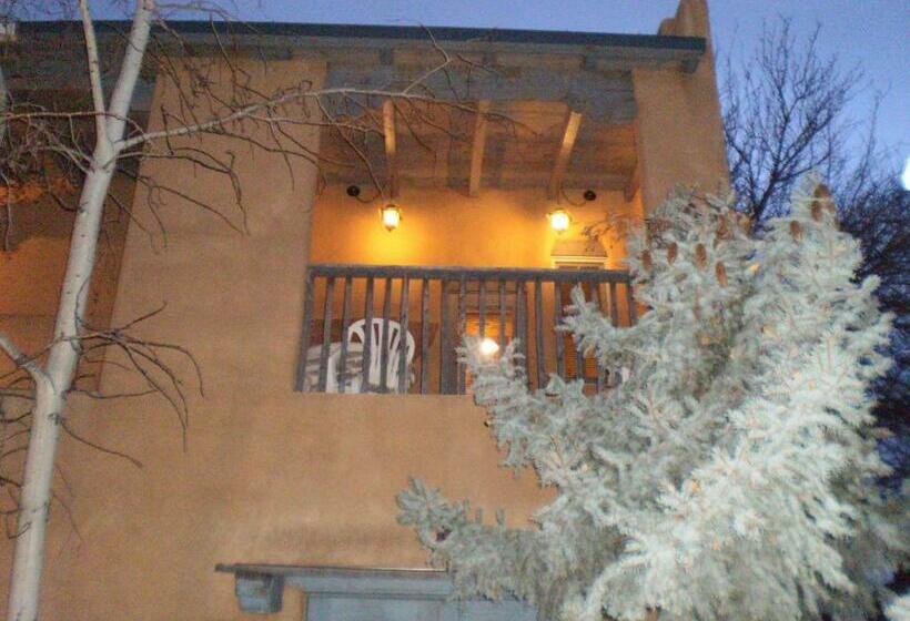 Номер Стандарт, Guadalupe Inn