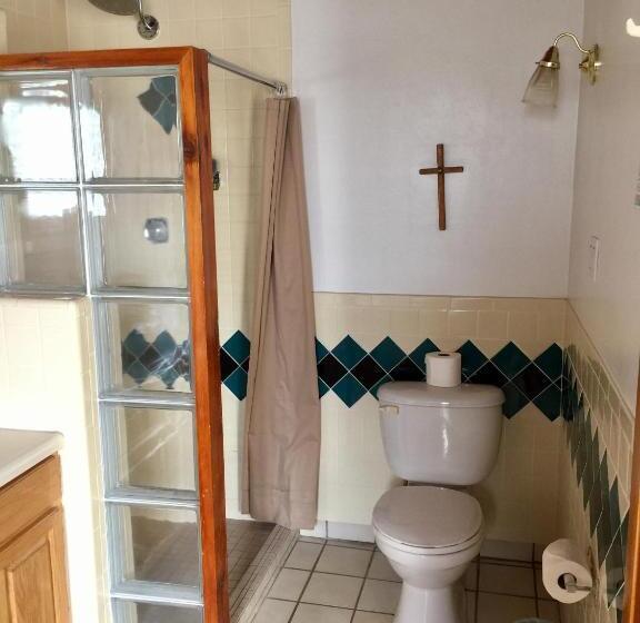 带阳台套房, Guadalupe Inn