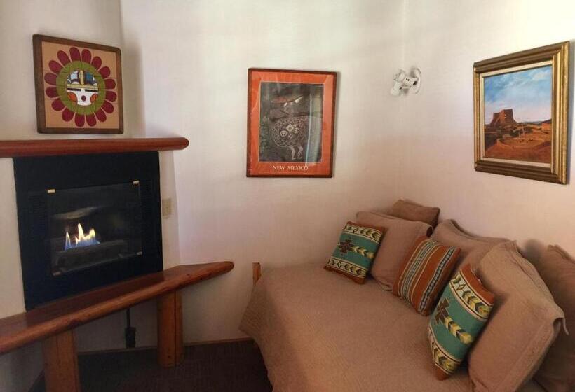 套房, Guadalupe Inn