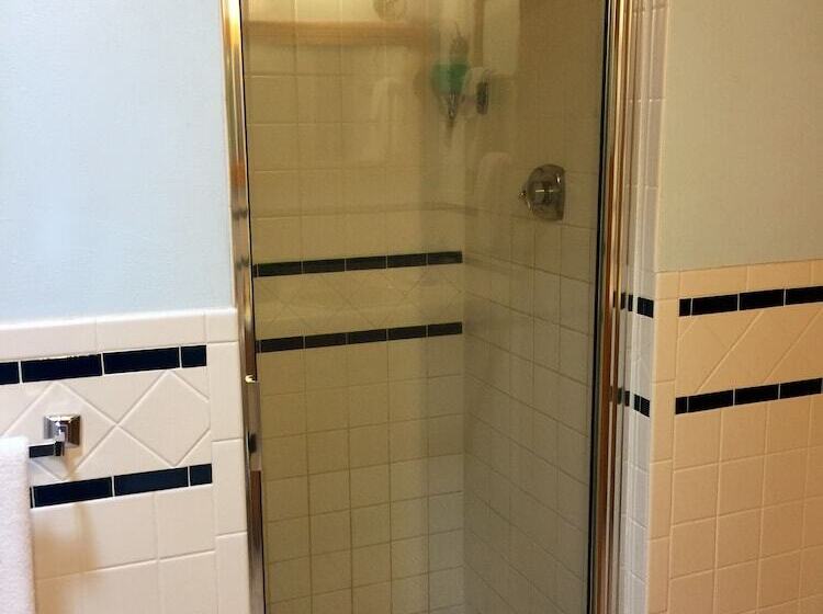 复式套房, Guadalupe Inn