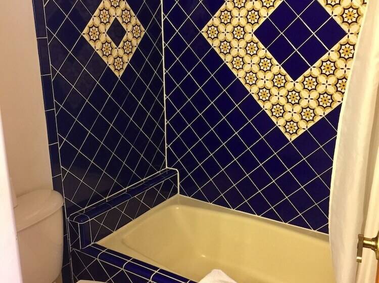 标准间, Guadalupe Inn