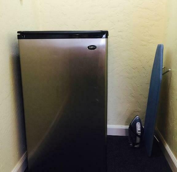 スタンダードルーム, Harbor Inn