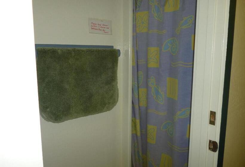 浴室共有ベーシックルーム, Harbor Inn