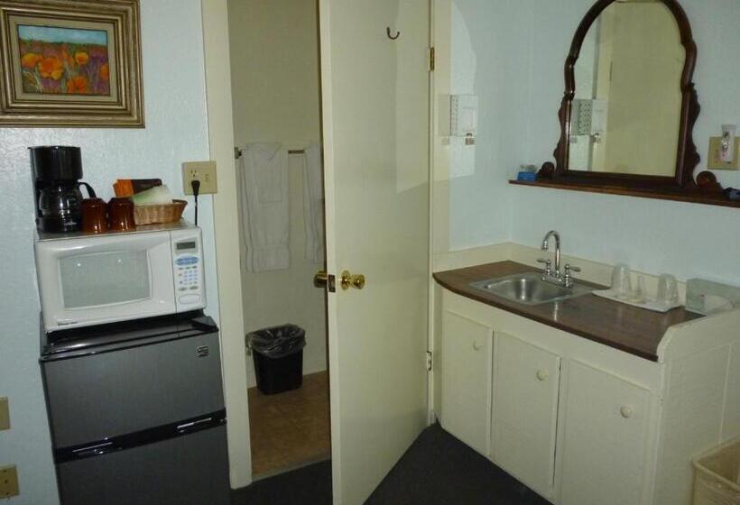 Quarto Estandar, Harbor Inn