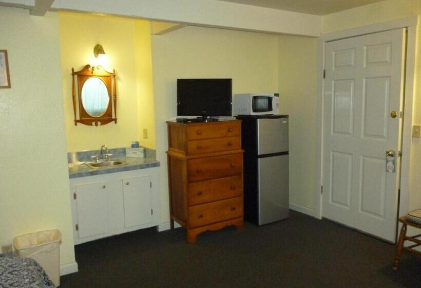 キングサイズベッドのデラックスルーム, Harbor Inn