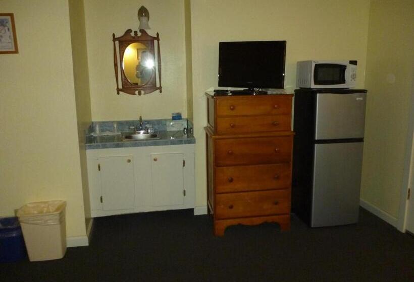 キングサイズベッドのデラックスルーム, Harbor Inn