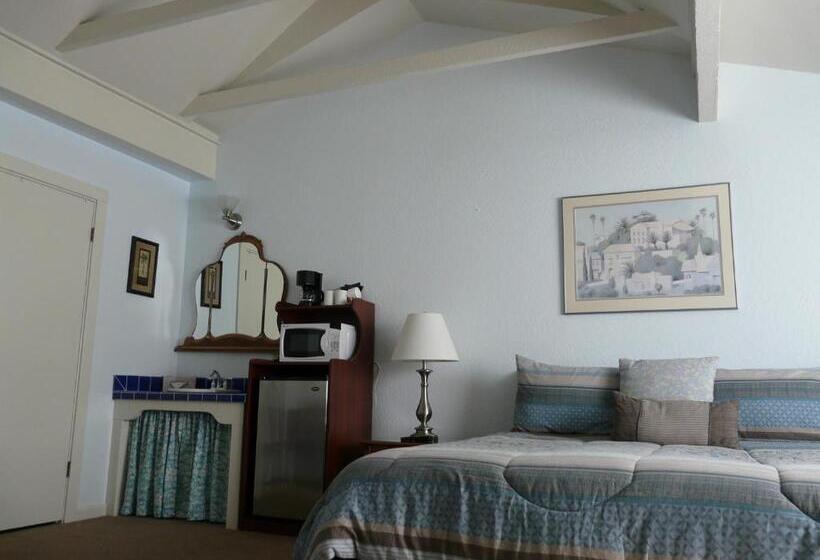 キングサイズベッドのデラックスルーム, Harbor Inn