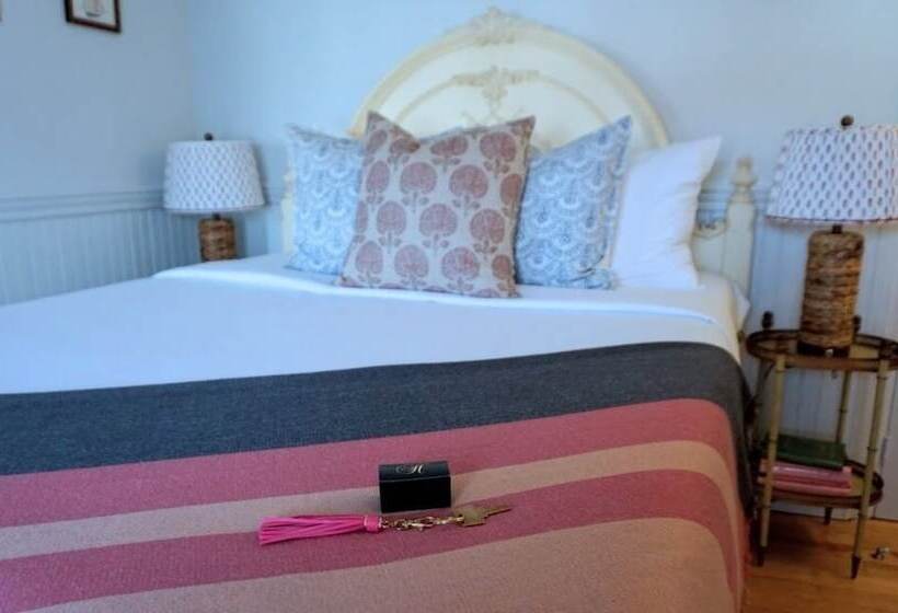 标准间, Hartstone Inn