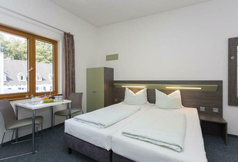 غرفة قياسية, Jugendherberge Aachen