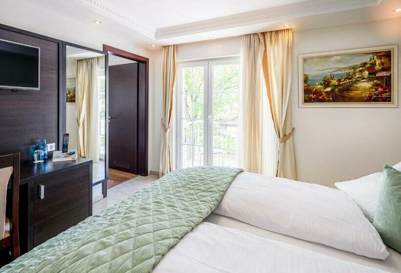 Номер Стандарт с Балконом, Kristallhotel Fettehenne