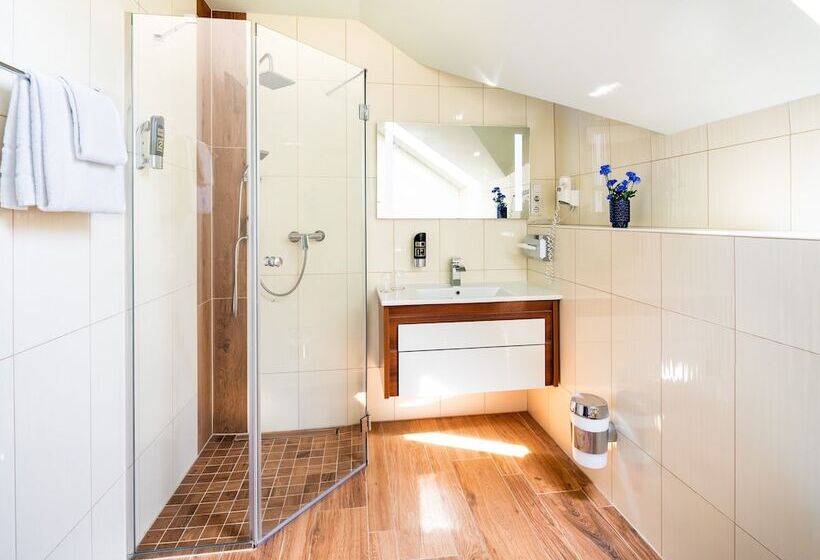 Номер Стандарт, Kristallhotel Fettehenne