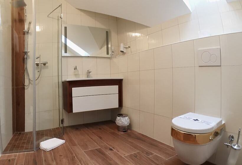 Номер Стандарт с Балконом, Kristallhotel Fettehenne