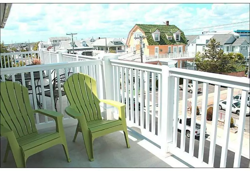 スイート, Ocean Manor 1100 Inn